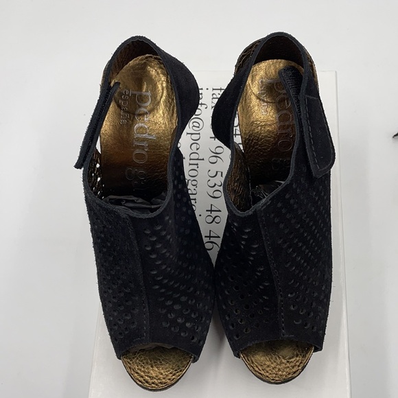 PEDRO GARCIA Candela Black Castoro Lame Bootie - Picture 6 of 13